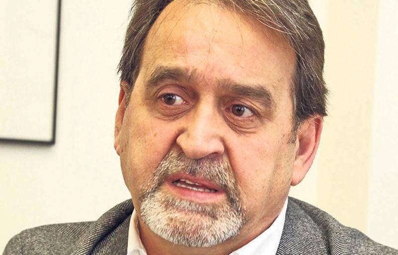 René Vincelette, vice-président aux ressources humaines et service à la clientèle du Groupe Lacasse, est inquiet par la pénurie de main-d’œuvre qui touche le secteur manufacturier. Photo Robert Gosselin | Le Courrier ©
