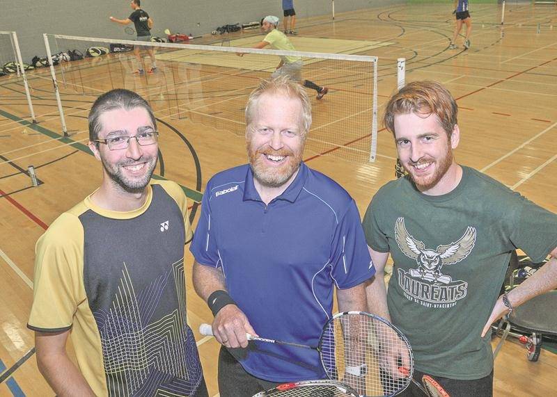 Les entraîneurs Philippe Gaumond, François Vincent et Martin Beauregard ont uni leurs forces pour relancer le programme junior au sein du CBSH. Photo François Larivière | Le Courrier ©