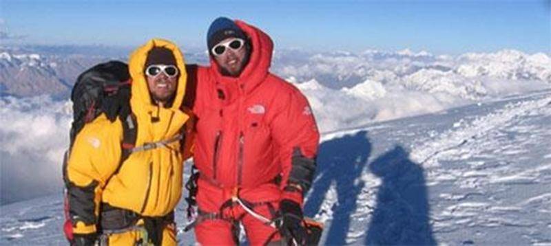 Deux frères, une grande montagne de 8 163 m, des apprentissages, des anecdotes, des obstacles et la réussite! Le Club Alpin Les Maskoutains accueille Frédéric et François-Xavier Bleau le jeudi 17 mai à la salle Bois-Joli du Centre aquatique Desjardins (850, rue Turcot – 2 e étage – accès avec ascenseur). Admission 5 $. Infos : eric@maskatel.net ou <a href=
