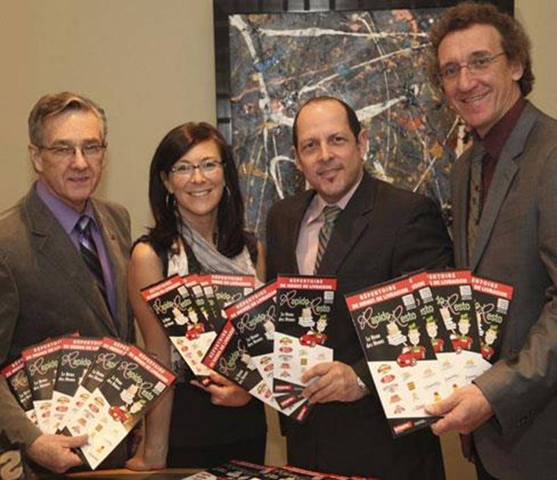 L'équipe publicitaire du Courrier de Saint-Hyacinthe est fière de vous présenter sa toute dernière création, Rapido Resto, le menu des menus. Distribué à 29 000 exemplaires dans le publi-sac de cette semaine et disponible dans les entreprises de la région, ce répertoire présente en un clin d'oeil les menus de livraison des restaurants les plus populaires de Saint-Hyacinthe. Pratique et pertinent, il peut aussi être consulté sur le site Internet du Courrier, au <a href=