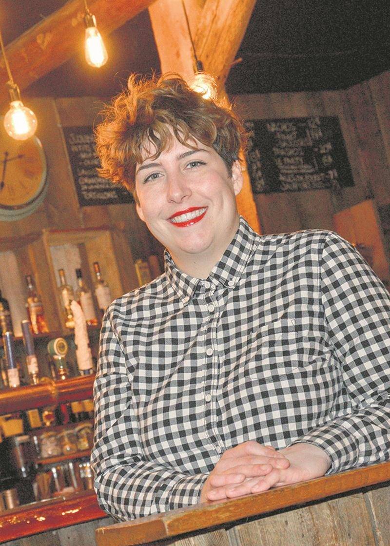 « C’est certain que, si on avait juste des spectacles, le Zaricot ne pourrait pas fonctionner du tout », estime Joëlle Turcotte, l’une des cinq copropriétaires de la salle qui est aussi un bar. Photo François Larivière | Le Courrier ©