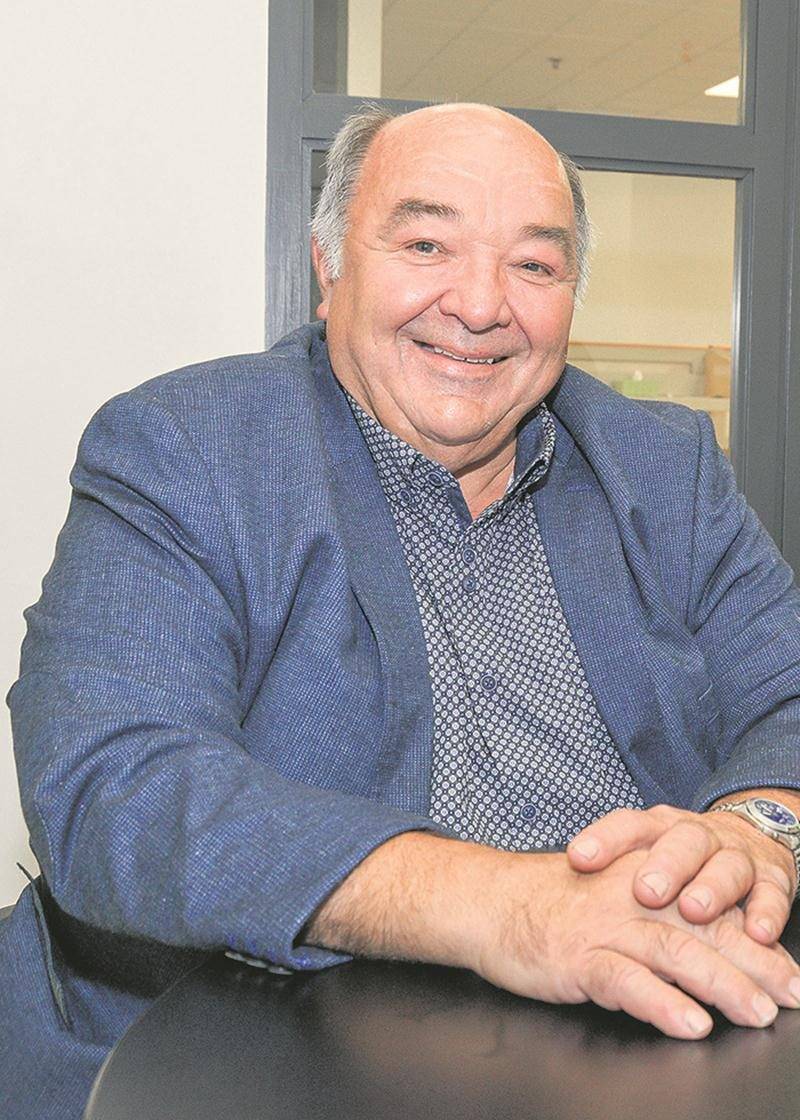 Même s’ils ont perdu leurs élections, Jacques Denis et Serge Guertin continuent de garder un œil sur les dossiers qui touchent leur secteur. Photothèque | Le Courrier ©
