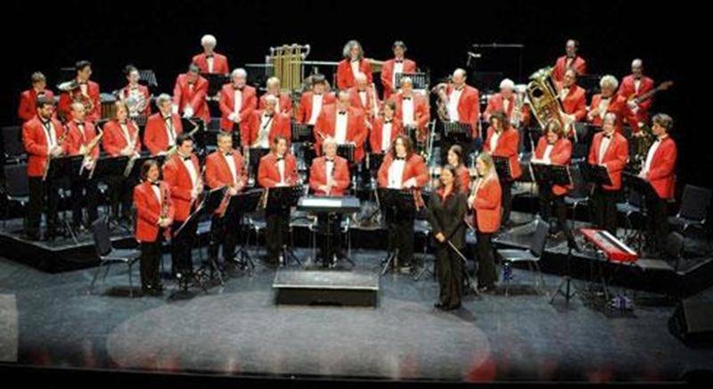 La Société Philharmonique permet aux musiciens de la région de Saint-Hyacinthe et des environs d’évoluer au sein d’un groupe musical. Cette participation à notre harmonie perfectionne la culture musicale des membres et ce, pour le plus grand bénéfice du public lors de nos concerts. La Société Philharmonique a repris ses activités et est toujours à la recherche de musiciens (flûtes, clarinettes, trompettes, trombones). Les personnes intéressées à joindre ses rangs peuvent communiquer avec nous à