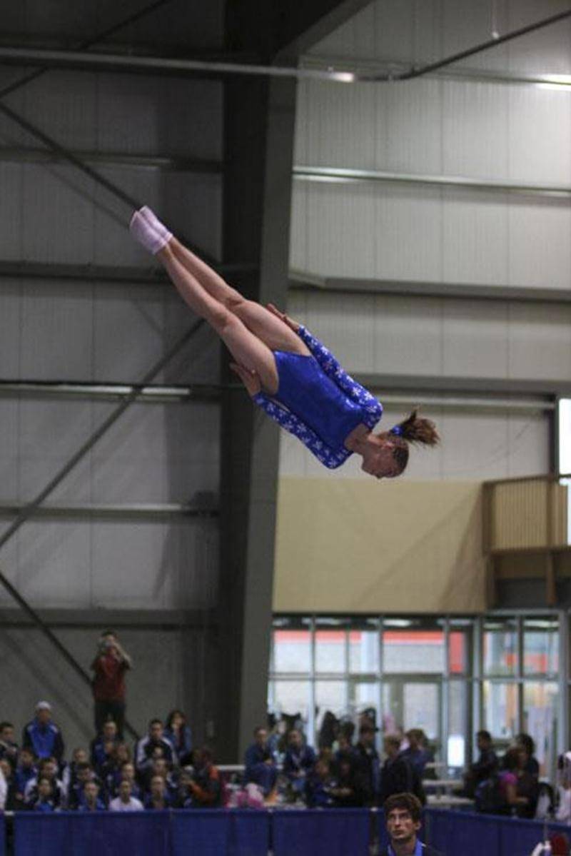 Le Club sportif Gymnaska-Voltigeurs de Saint-Hyacinthe invite la population à son gala de fin d’année le samedi 9 juin, au stade L.-P.-Gaucher. Plus de 300 gymnastes âgés de 3 à 25 ans prendront part au spectacle sous le thème « Voyageons! ». Deux représentations sont proposées, soit à 13 h 30 et à 19 h 30. Coût des billets en prévente : 10 $ (pour assister à 1 spectacle) et 15 $ (pour 2 spectacles). Billets en vente à la porte au coût de 12 $. Infos : 450 773-7401.