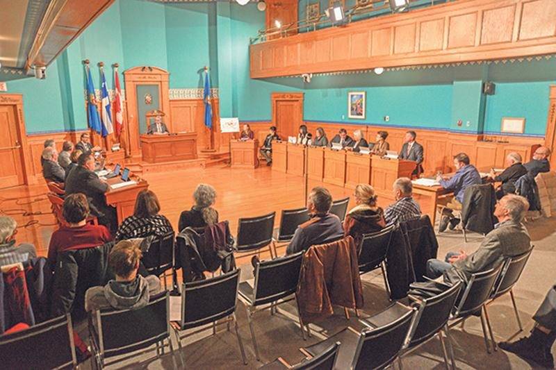 En fin de compte, les élus de Saint-Hyacinthe demeureront aussi occupés qu’avant avec les divers comités locaux et régionaux. Photo François Larivière | Le Courrier ©