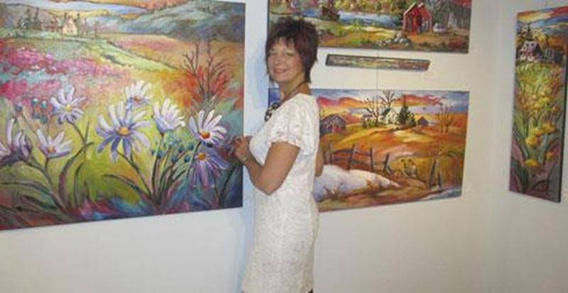 La prochaine démonstration-conférence est prévue le mercredi 5 mars à 19 h 30 en compagnie de Suzanne Claveau, artiste peintre, propriétaire d’une galerie d’art sur le Chemin du Roy à Portneuf. Née à Ville Saguenay, elle y fait ses Beaux-Arts et au terme de ses études, la peinture à l’huile devient son mode d’expression. Outre l’enseignement, elle consacre son temps aux symposiums et expositions tout en continuant de perfectionner son style avec plusieurs maîtres. Elle exécutera un tableau tout
