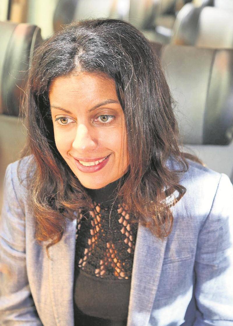 La vice-première ministre du Québec et ministre de l’Économie, Dominique Anglade, en entrevue au COURRIER. Photo Robert Gosselin | Le Courrier ©