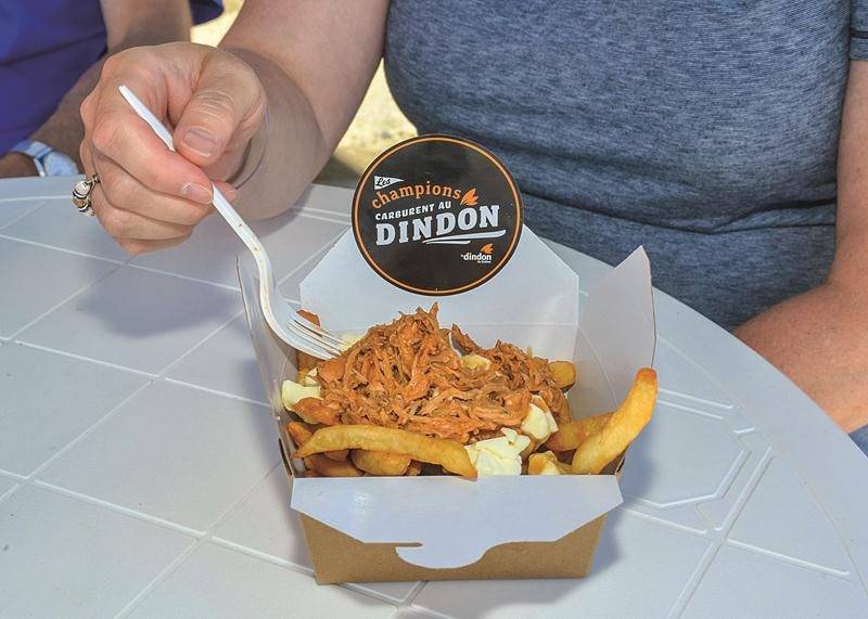 Les festivaliers pourront notamment goûter à la poutine à l’effiloché de dindon. Photo François Larivière | Le Courrier ©