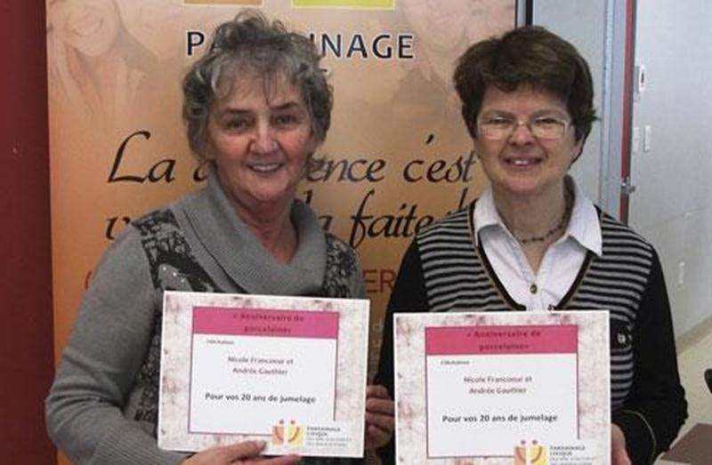 Andrée et Nicole ont célébré leur 20 années de jumelage au Parrainage civique lors d'une fête organisée à l'occasion de la Semaine de l'action bénévole. Parrainage civique profite de l'occasion pour souligner l'engagement de tous les parrains et marraines bénévoles de l'organisme. Merci à vous! Vous avez envie de joindre Parrainage civique? Contactez-nous au 450 774-8758.