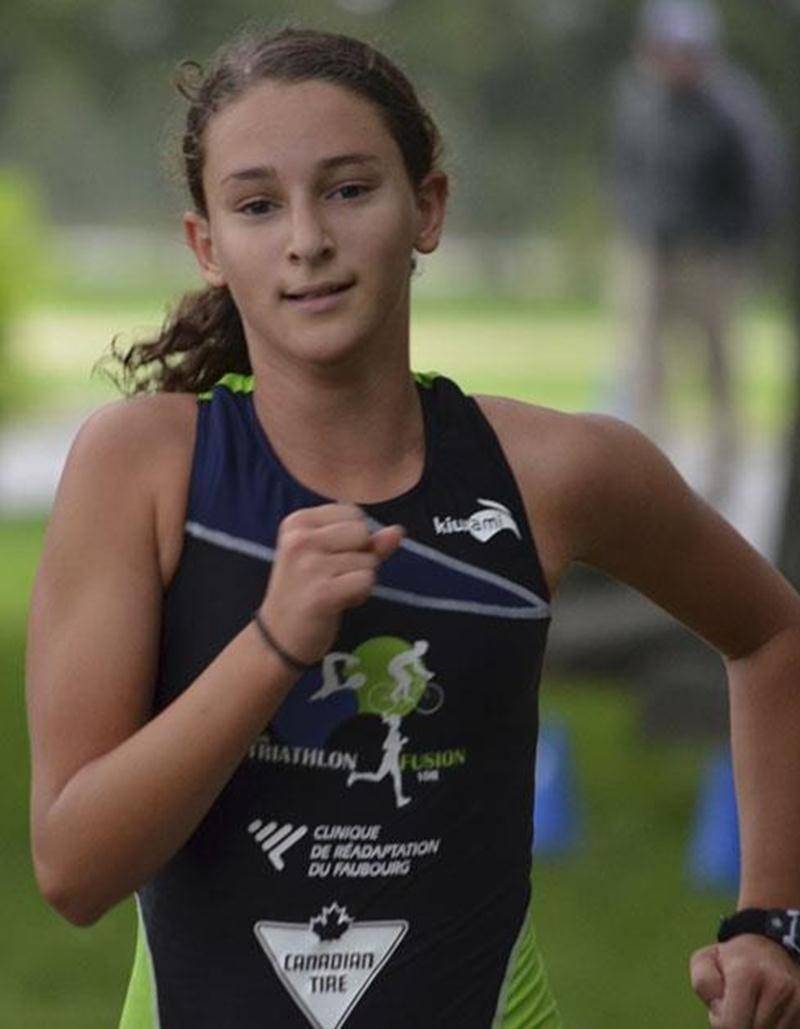 Le Club de triathlon fusion VDR (Vallée-du-Richelieu) recrute présentement des jeunes de 12 à 17 ans désirant développer leurs aptitudes à la nage, en vélo de route et à la course et souhaitant s'entraîner en groupe pour partager leur plaisir du sport. Une rencontre d'information aura lieu à Mont-Saint-Hilaire le 3 mai, à 19 h, au local de la clinique de réadaptation du Faubourg au-dessus du restaurant La Grand-Mère Poule (430 boul. Laurier). Il sera possible de s'inscrire pour la saison (inclua