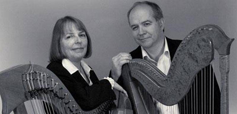 Les harpistes Robin Grenon et Gisèle Guibord présenteront le concert <em>Harpes d'Irlande et du Paraguay</em> à l'église du Précieux-Sang, secteur La Providence, le dimanche 20 mai, dès 14 h, à l'occasion d'un spectacle-bénéfice au profit de la Fabrique de la paroisse ainsi qu'aux oeuvres de charité pour Haïti. Entouré par leurs harpes celtiques et paraguayennes, le duo interprètera des oeuvres classiques, passant d'un style à l'autre, en racontant les pièces en mots et en émotions. Aussi reconn