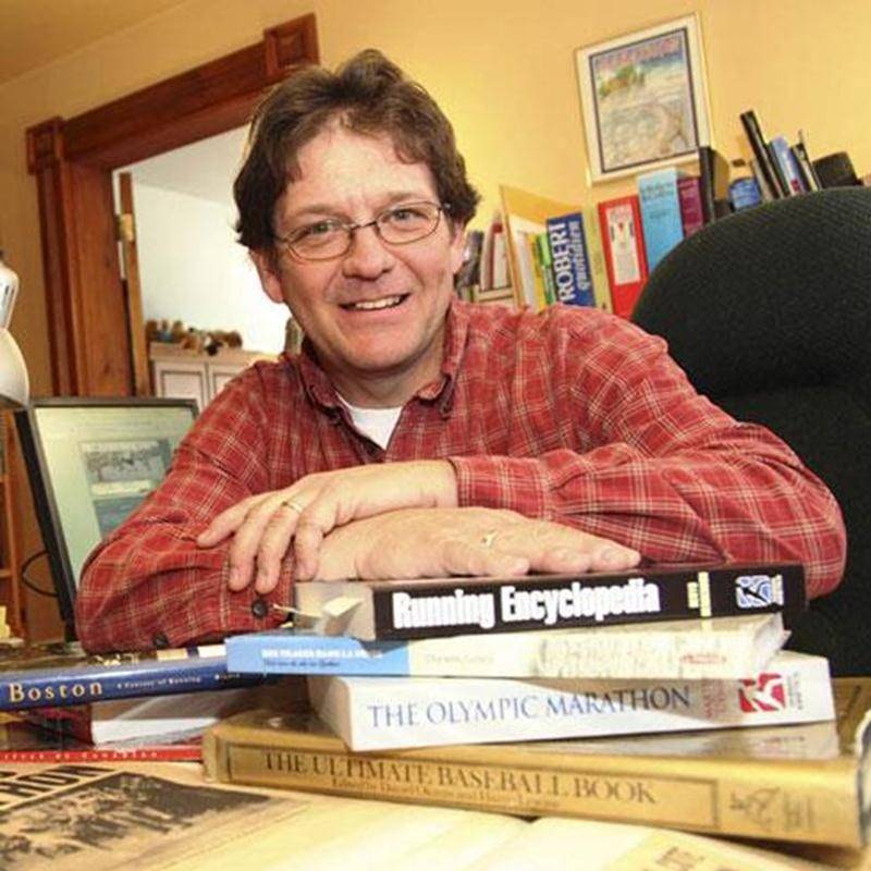 Paul Foisy sera l'invité du Centre d'histoire de Saint-Hyacinthe le mardi 6 mai, à 19 h 30, à la salle Léon-Pratte du Séminaire. M. Foisy, historien sportif, traitera le sujet suivant : « Gérard Côté, 192 000 kilomètres au pas de course ». Ce sera un coup d'oeil sur les faits marquants de ce grand athlète québécois. Pour plus d'informations, il suffit de composer le 450 774-0203.