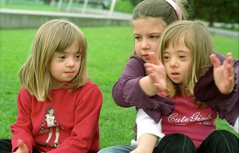 Dans le but de favoriser l’accessibilité au loisir des personnes avec une limitation physique ou intellectuelle, le service des Loisirs souhaite améliorer leur intégration au camp de jour régulier l’été prochain. Les parents dont l’enfant âgé de 5 à 14 ans qui désirent inscrire leur enfant au camp de jour de l’été 2013, sont invités à compléter et à retourner le formulaire d’inscription d’ici le 22 février. Le formulaire est disponible en ligne au <a href=