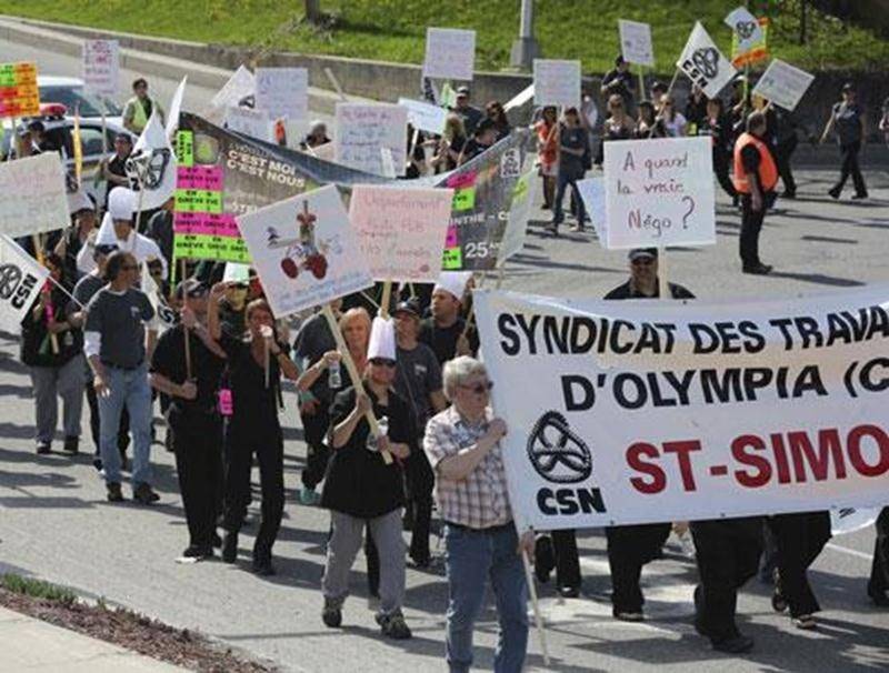 Une centaine d'employés syndiqués CSN de l'Hôtel des Seigneurs, en grève depuis fin octobre, ont souligné la Fête internationale des travailleurs du 1 er mai en organisant une marche dans les rues de Saint-Hyacinthe. Brandissant de nombreuses pancartes pour signifier leurs revendications, les manifestants ont marché du complexe hôtelier jusqu'au centre-ville. Des anciens employés de l'usine Olymel de Saint-Simon, représentés par le syndicat des travailleurs d'Olympia (CSN), étaient venus apporte