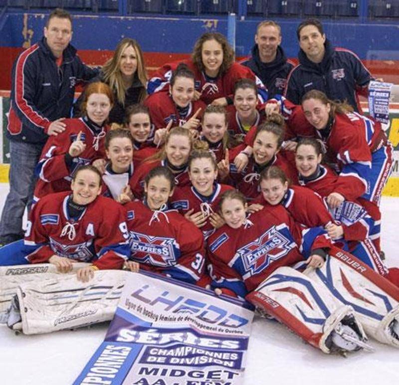 L'Express du Richelieu midget AA a remporté au cours de la fin de semaine la bannière de championnes de division des séries éliminatoires de la Ligue de hockey féminin de développement du Québec (LHFDQ). En finale, les joueuses de la région ont défait l'Élite de l'Estrie 4 à 1. Pour accéder à cette rencontre ultime, l'Express avait blanchi le Mistral des Laurentides 4 à 0. Parmi les membres de l'équipe championne, Éloïse Dubé et Alexane Dubé sont originaires de Saint-Hyacinthe alors qu'Audrey Be