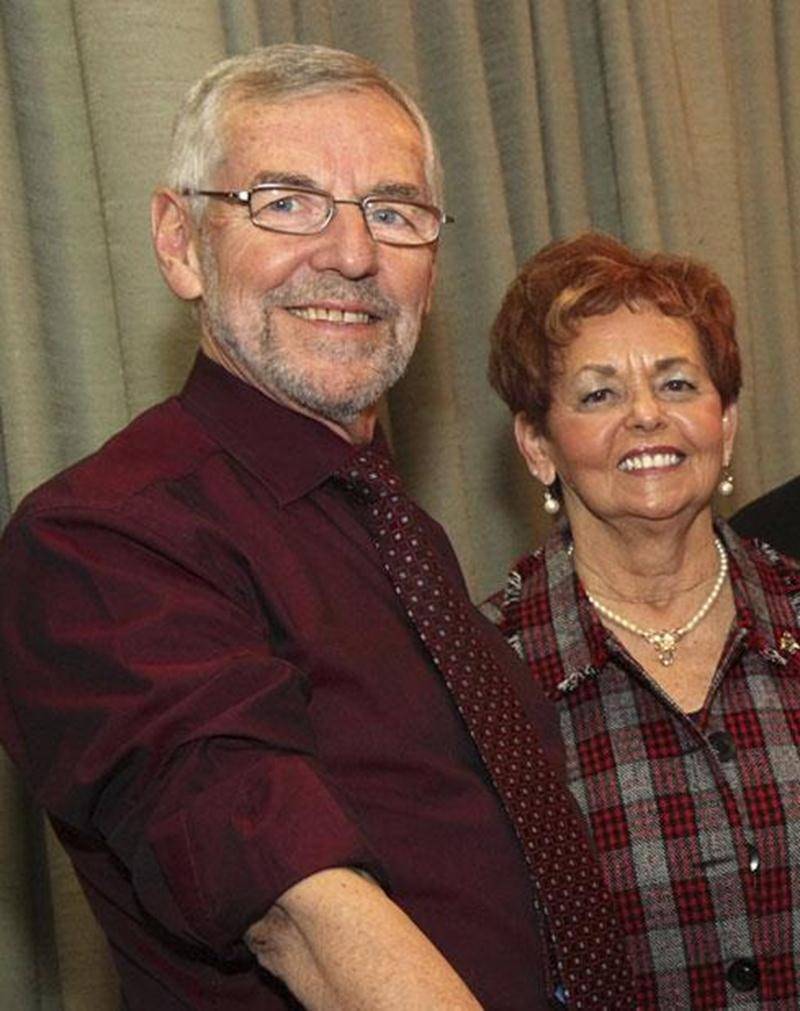 La collecte de sang annuelle du maire de Saint-Hyacinthe, qui se tiendra les 27 et 28 décembre au manège militaire, arrive à point : depuis le mois de mai, les besoins en sang grimpent en flèche dans les hôpitaux, fait savoir la représentante d'Héma-Québec, Josée Charbonneau, qui invite tous les donneurs potentiels à se manifester. Elle rappelle que les gens en bonne santé peuvent faire jusqu'à six dons par année. Chose certaine, le maire Claude Bernier est tout à fait prêt à recevoir l'aiguille